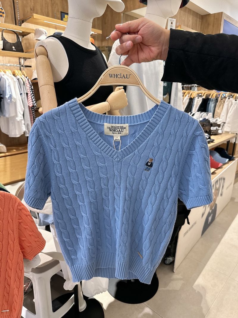 韓國潮牌 Steve V-Neck Cable Crop Sweater (BLUE)